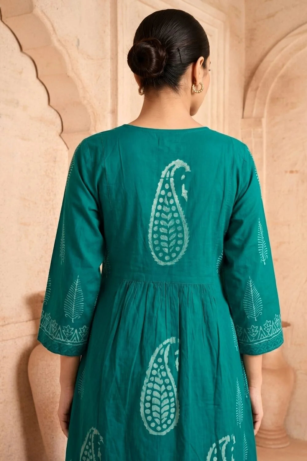 Emerald Veda Embroidered Kurta