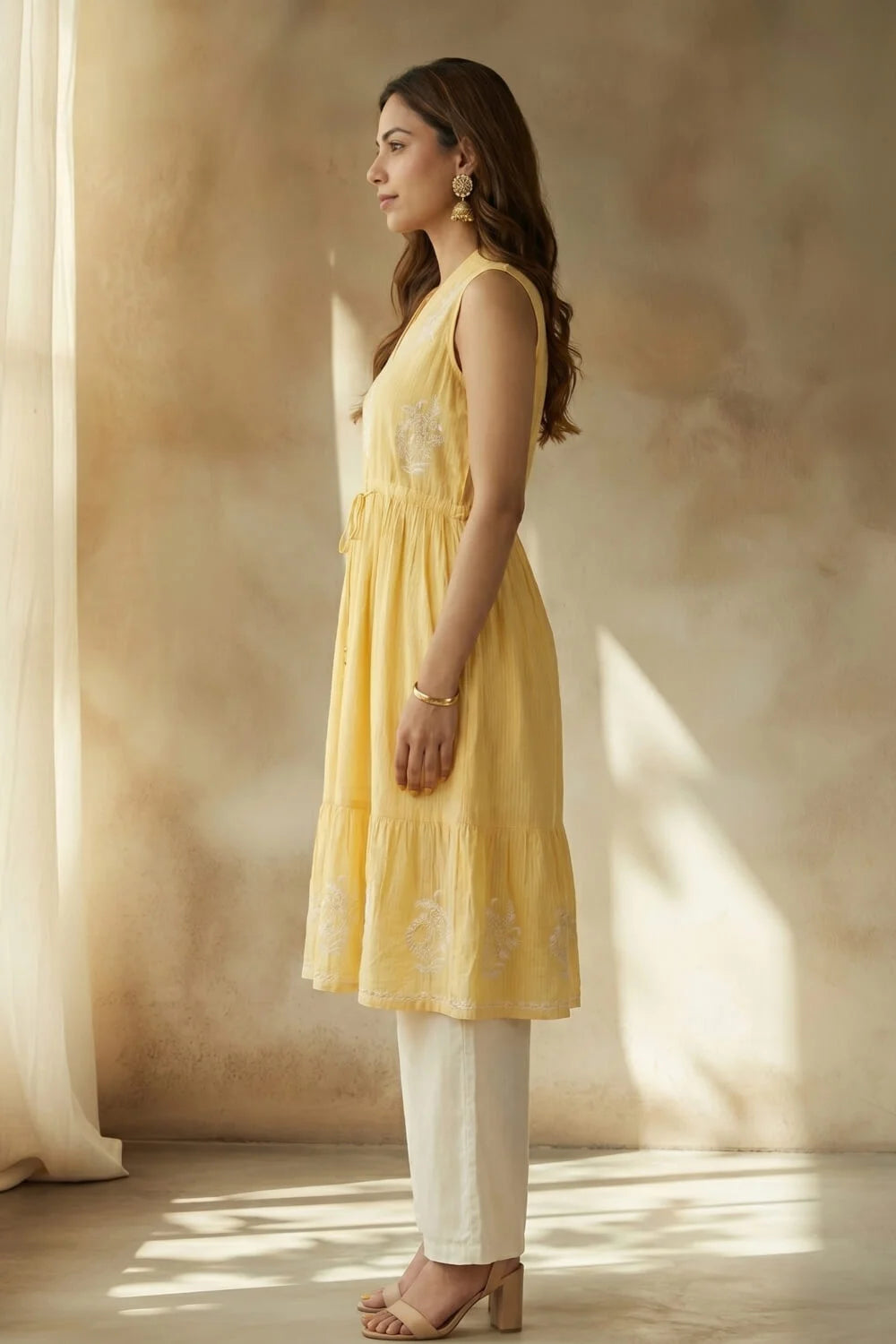Sunlit Zara Chikankari Dobby Kurta