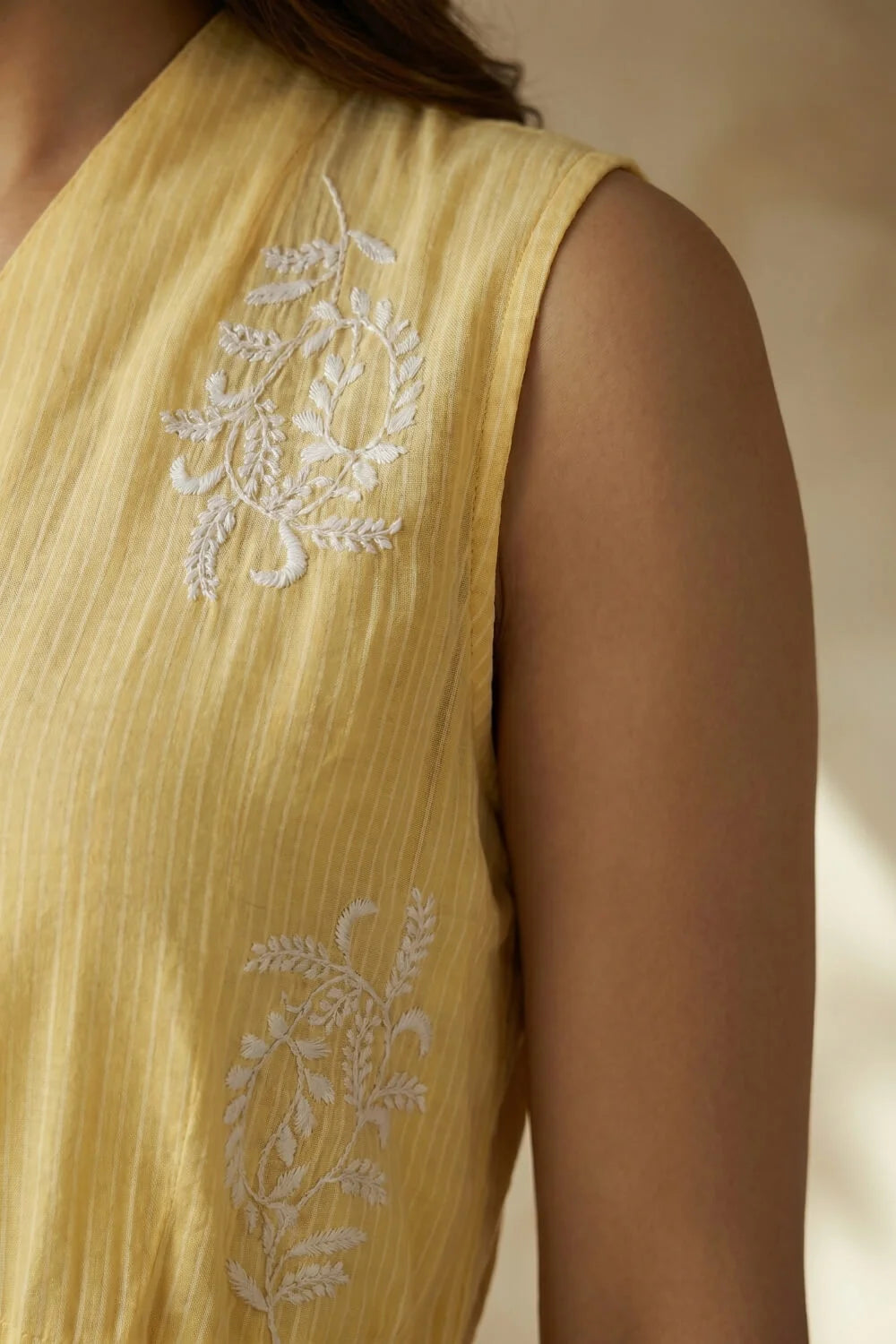 Sunlit Zara Chikankari Dobby Kurta