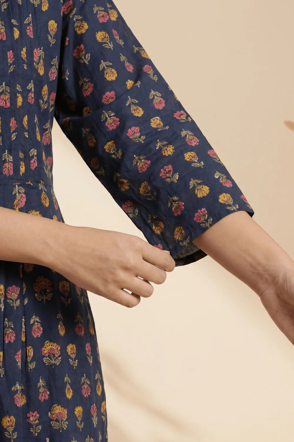 Noorika Pintuck Cotton Kurta