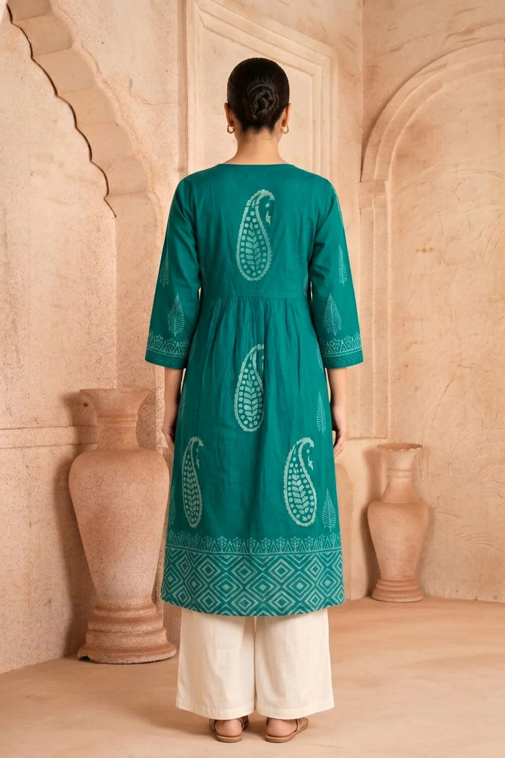 Emerald Veda Embroidered Kurta