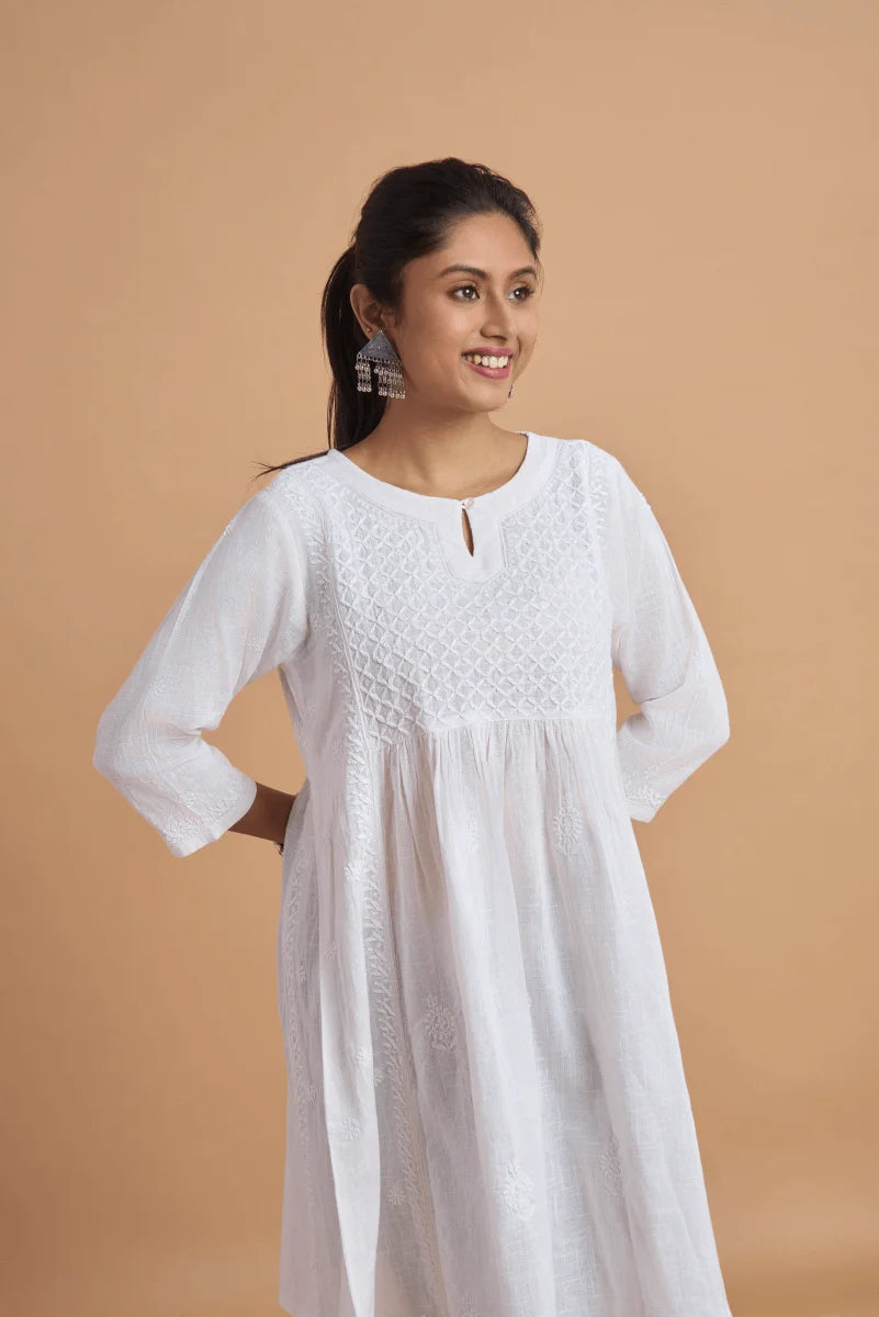 White Cotton Slub Kurta with Hand Chikan Embroidery