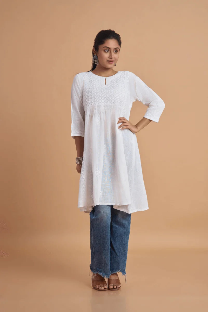 White Cotton Slub Kurta with Hand Chikan Embroidery