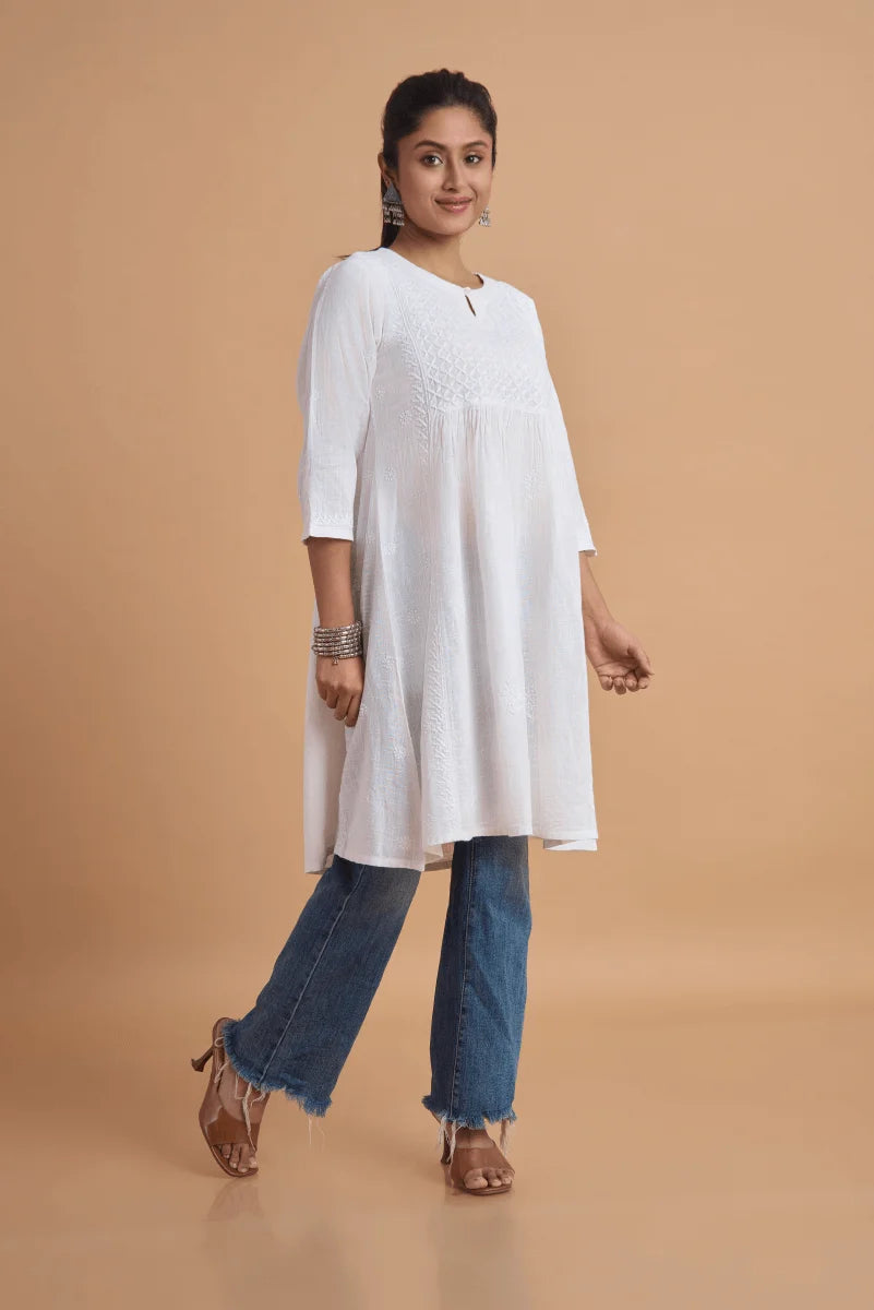 White Cotton Slub Kurta with Hand Chikan Embroidery