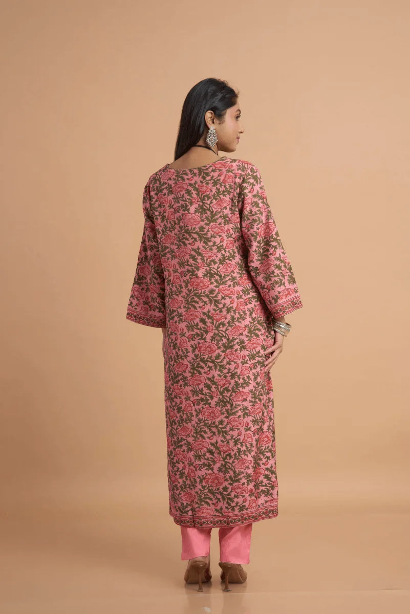 Rose Pink Muslin Satin Kurta Set with Hand Block Placement Print & Adda Embroidery