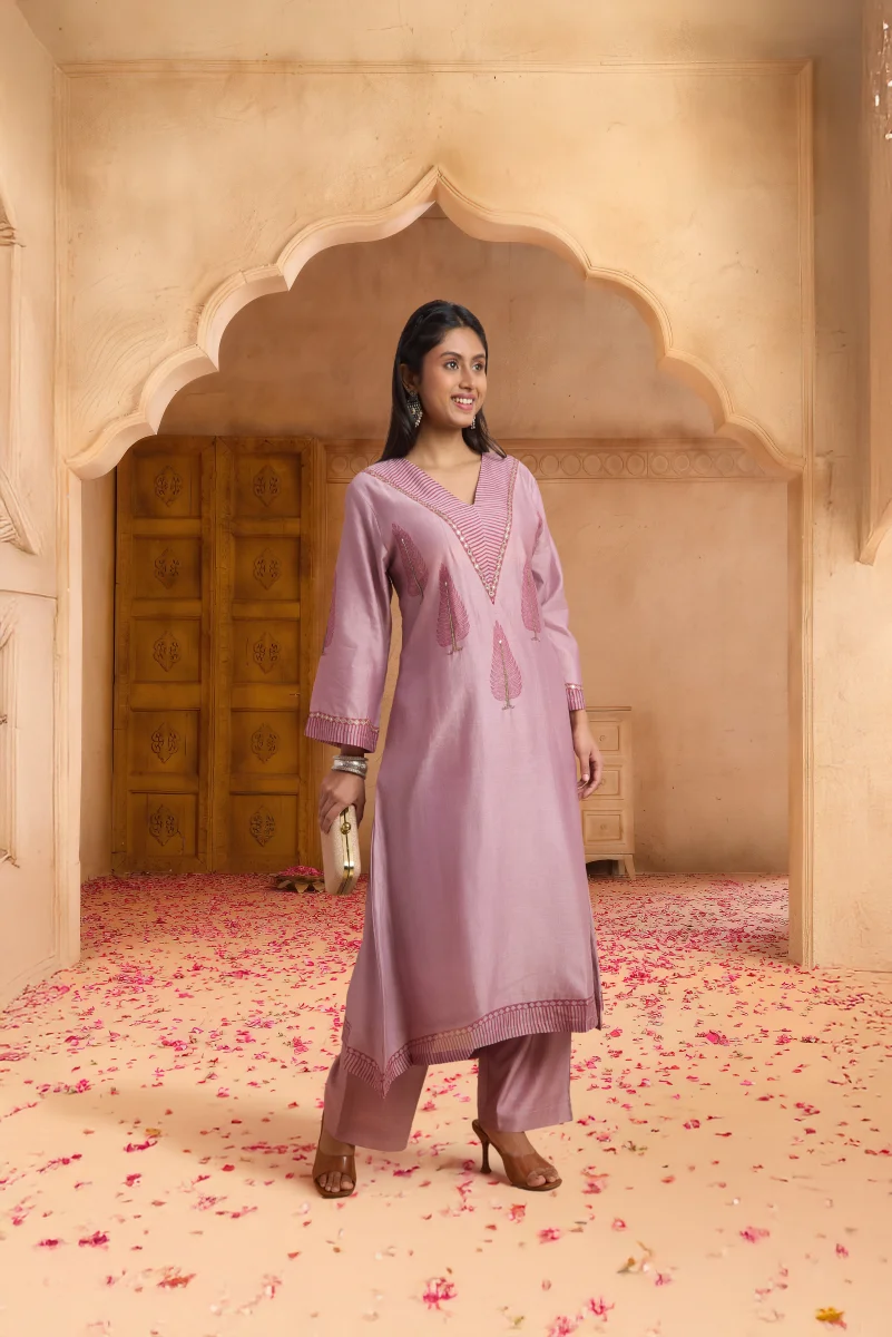 Mauve Chanderi Kurta Pant Set with Hand Block Placement Print & Adda Embroidery